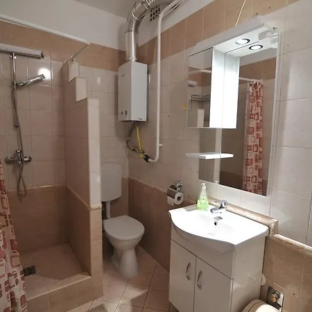 Menta Apartman * Erlau