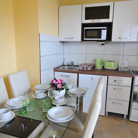 Lägenhet Menta Apartman Eger